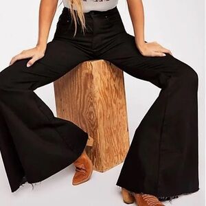 We the Free Crvy Lace High-Waist Black Wide Leg Jeans 28